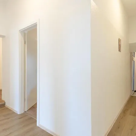 Apartment Unglaubliches Angebot-duisburg 4